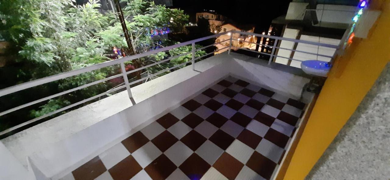 Trimurti Holiday Home Панчгани Экстерьер фото