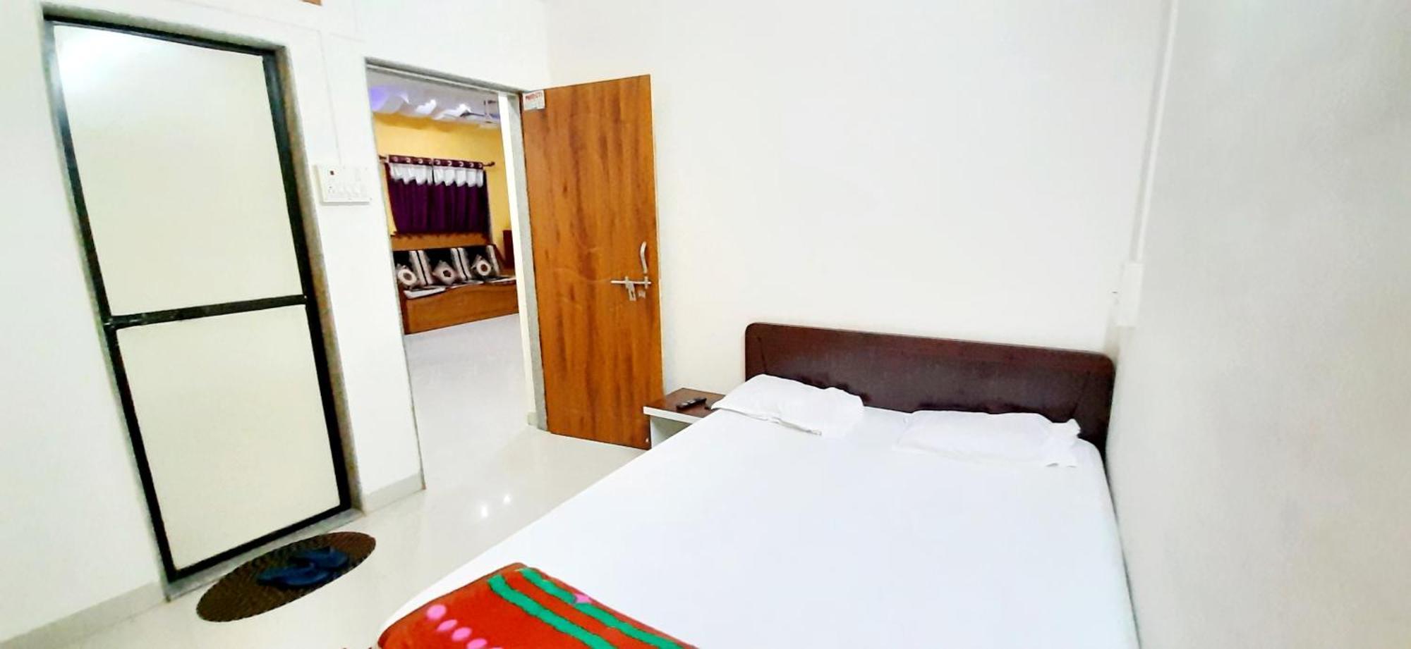 Trimurti Holiday Home Панчгани Экстерьер фото